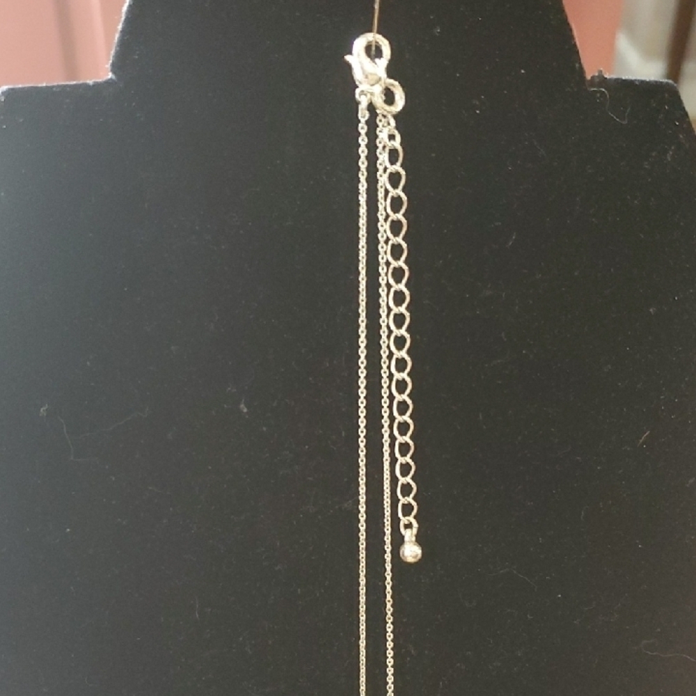 Dazzling Silver Circle Pendant Necklace - Picture 4 of 5